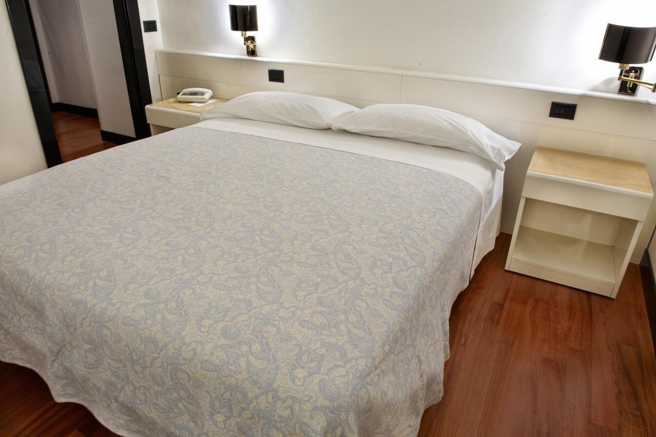Hotel Giovanni Padova Esterno foto