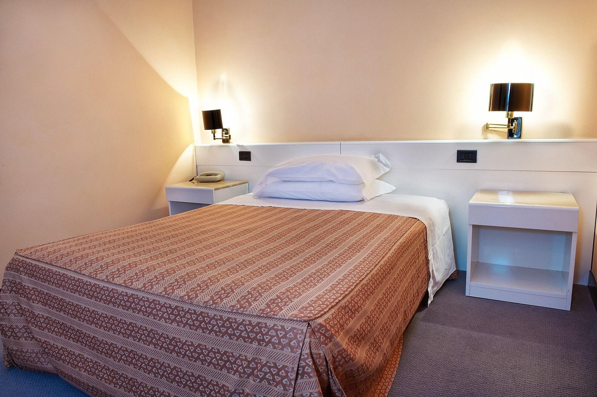 Hotel Giovanni Padova Esterno foto