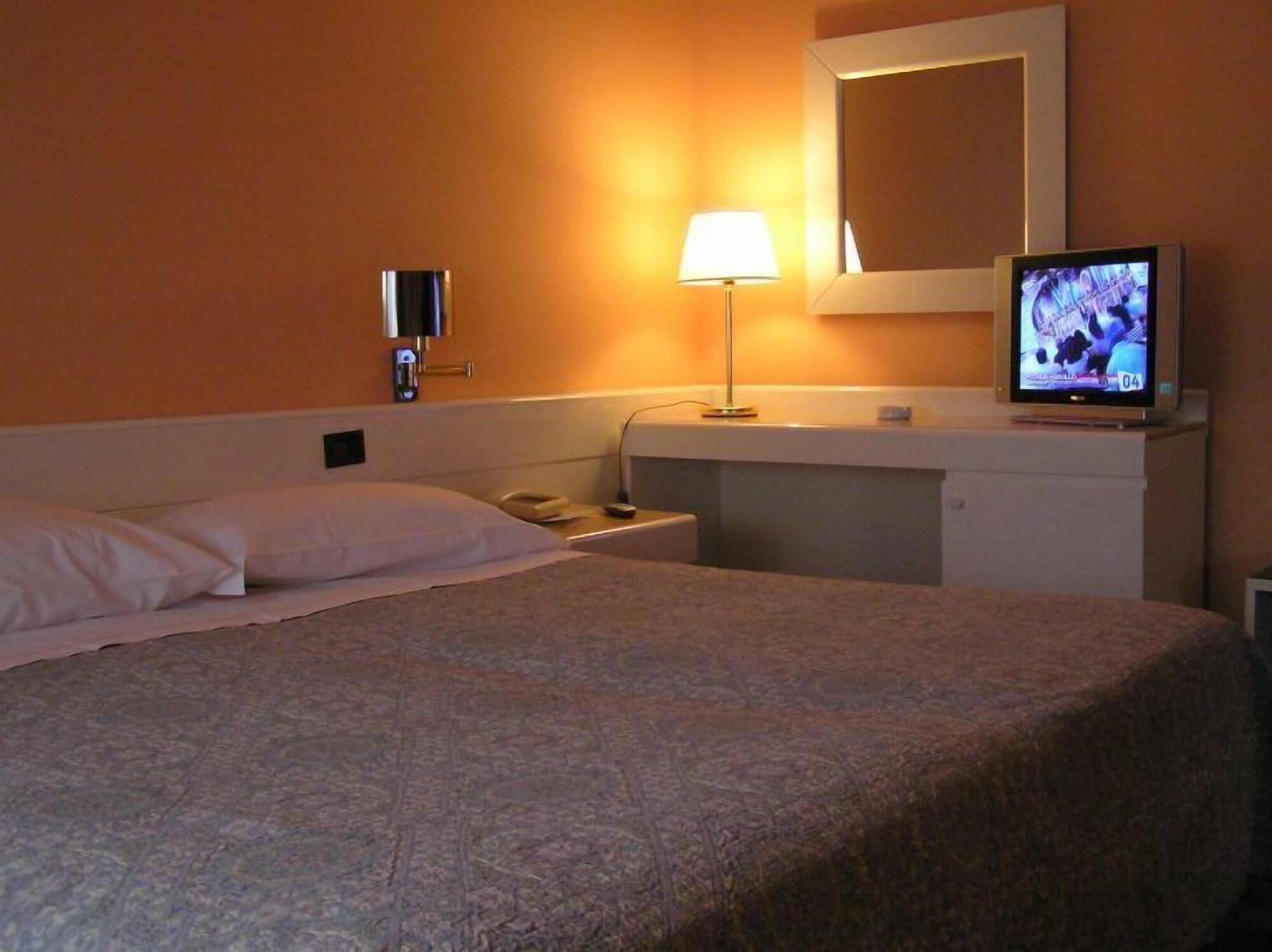 Hotel Giovanni Padova Esterno foto