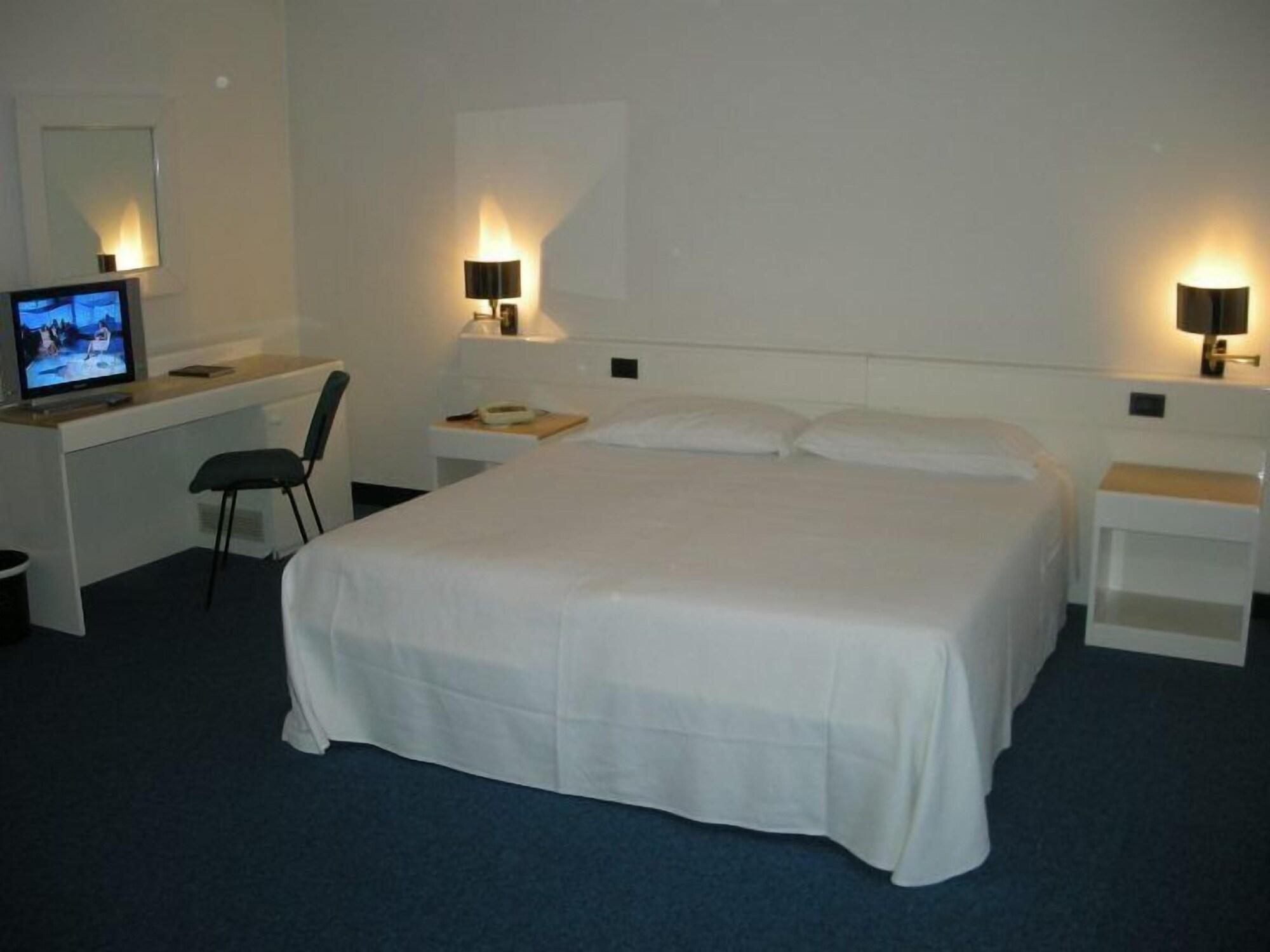 Hotel Giovanni Padova Esterno foto