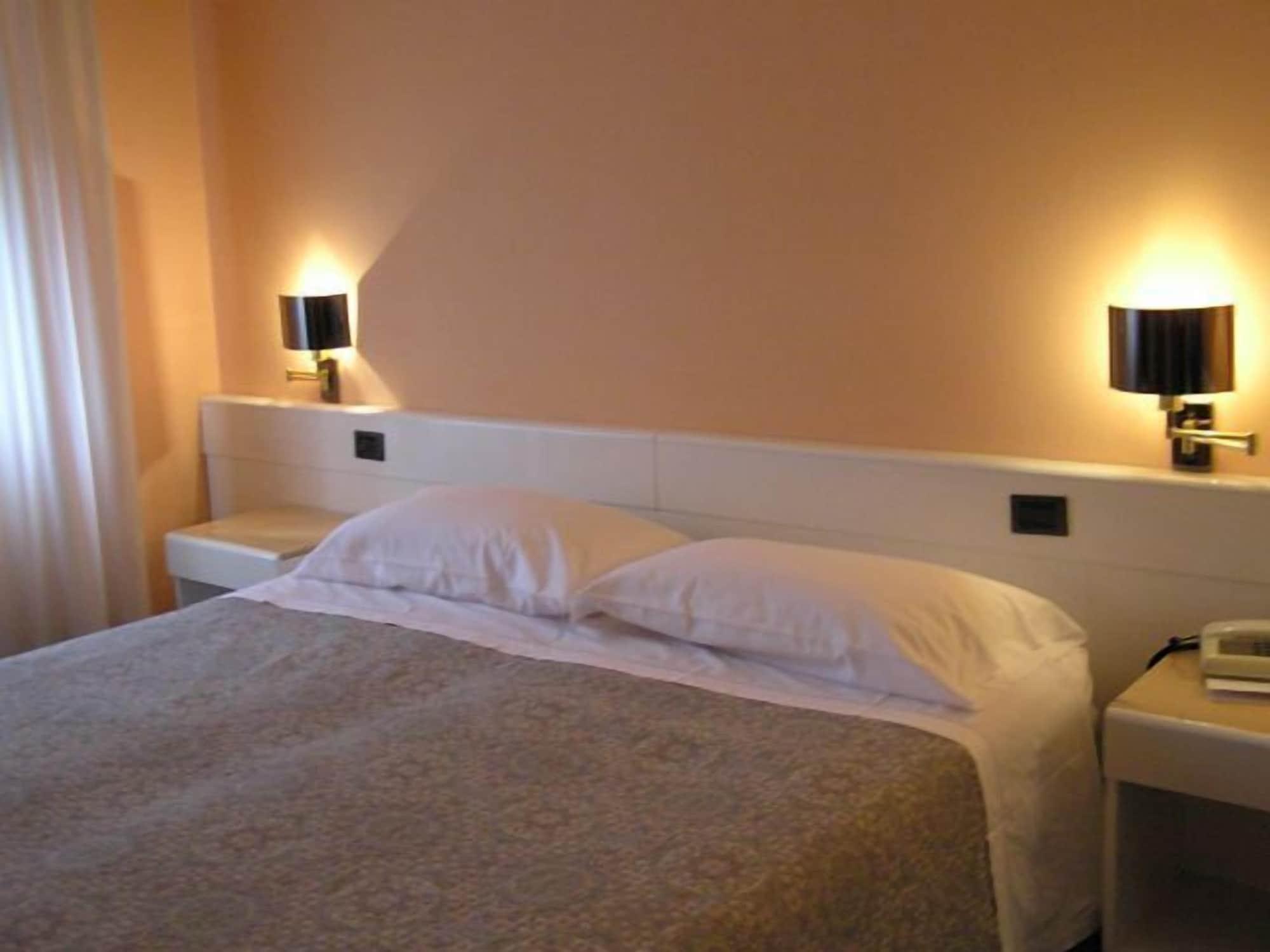 Hotel Giovanni Padova Esterno foto
